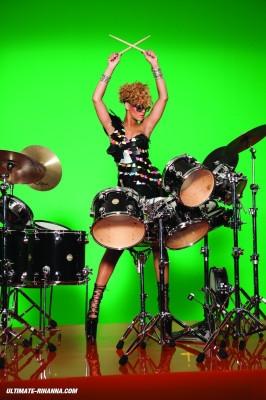 photo 27 in Rihanna gallery [id371796] 2011-03-15 00:00:00