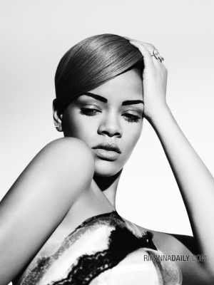 photo 13 in Rihanna gallery [id323645] 2010-12-09 00:00:00