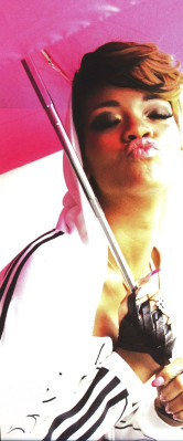 photo 14 in Rihanna gallery [id467605] 2012-02-20 00:00:00