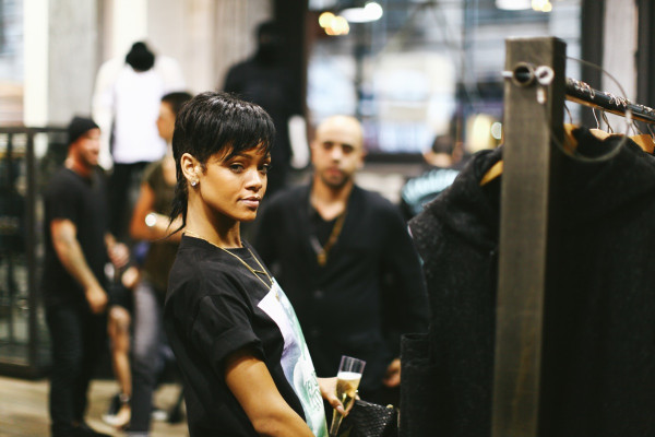 photo 16 in Rihanna gallery [id661895] 2013-09-04 00:00:00
