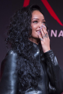 photo 23 in Rihanna gallery [id740247] 2014-06-17 00:00:00