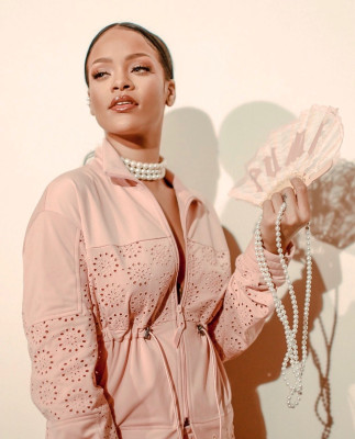 photo 20 in Rihanna gallery [id1287282] 2021-01-18 00:00:00