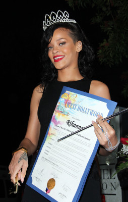 photo 7 in Rihanna gallery [id578157] 2012-11-10 00:00:00
