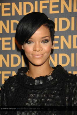 photo 15 in Rihanna gallery [id162827] 2009-06-03 00:00:00