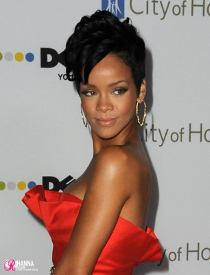 photo 5 in Rihanna gallery [id162752] 2009-06-03 00:00:00