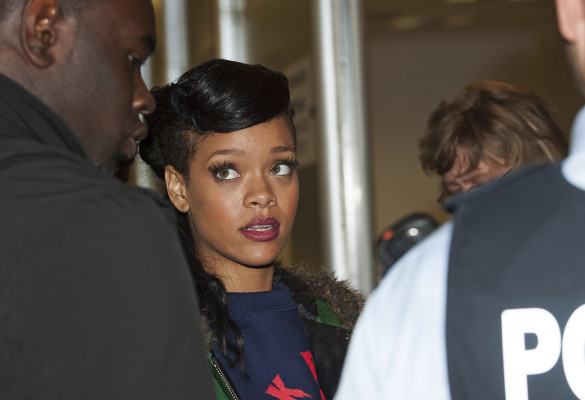 photo 4 in Rihanna gallery [id584603] 2012-11-22 00:00:00