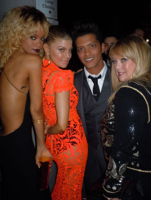 photo 16 in Rihanna gallery [id588894] 2012-12-08 00:00:00