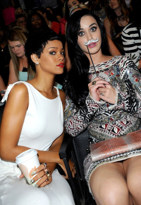 photo 24 in Rihanna gallery [id577671] 2012-11-07 00:00:00