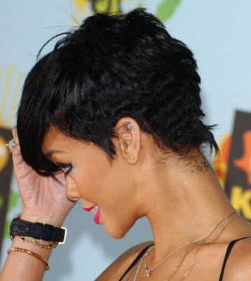photo 27 in Rihanna gallery [id115932] 2008-11-10 00:00:00