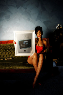 photo 11 in Rihanna gallery [id109053] 2008-09-11 00:00:00