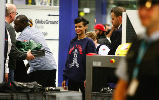 photo 7 in Rihanna gallery [id584600] 2012-11-22 00:00:00