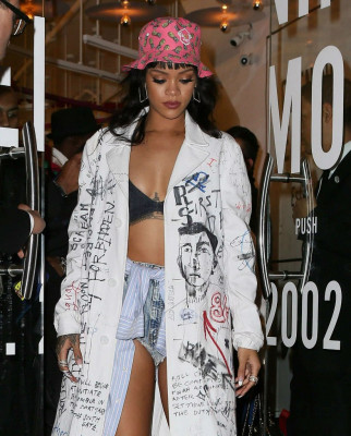 photo 17 in Rihanna gallery [id800259] 2015-04-05 00:00:00