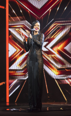 photo 21 in Rihanna gallery [id592425] 2012-12-24 00:00:00