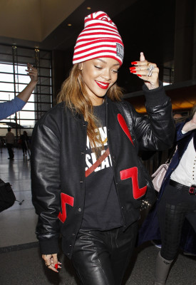 photo 25 in Rihanna gallery [id607986] 2013-02-23 00:00:00
