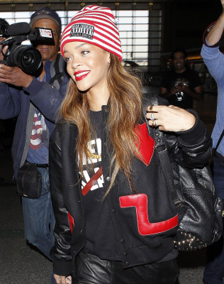 photo 26 in Rihanna gallery [id607985] 2013-02-23 00:00:00