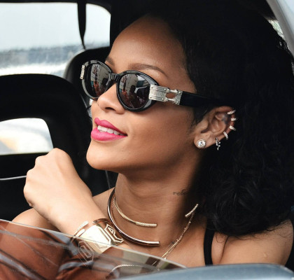 photo 10 in Rihanna gallery [id688286] 2013-12-28 00:00:00