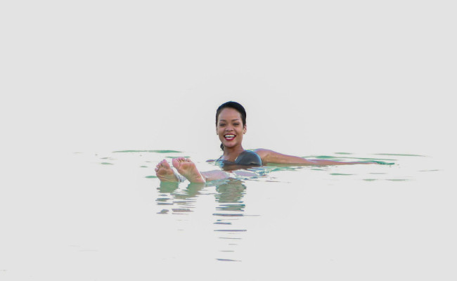 photo 18 in Rihanna gallery [id676456] 2013-11-07 00:00:00