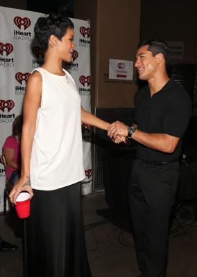 photo 3 in Rihanna gallery [id566862] 2012-10-03 00:00:00