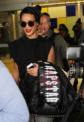 photo 20 in Rihanna gallery [id567601] 2012-10-07 00:00:00