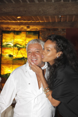 Rihanna pic #542735