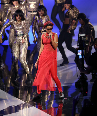 photo 25 in Rihanna gallery [id559426] 2012-09-18 00:00:00