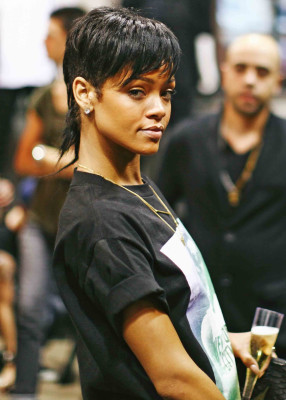 photo 8 in Rihanna gallery [id662283] 2013-09-09 00:00:00
