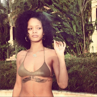 photo 13 in Rihanna gallery [id784126] 2015-01-06 00:00:00