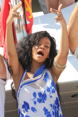 photo 15 in Rihanna gallery [id542520] 2012-07-31 00:00:00