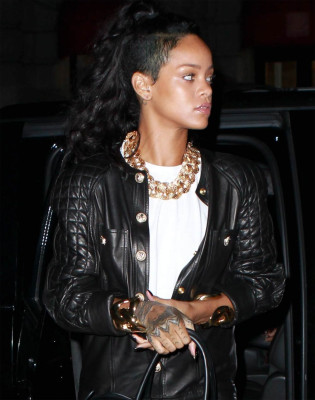 photo 23 in Rihanna gallery [id868122] 2016-02-17 00:00:00