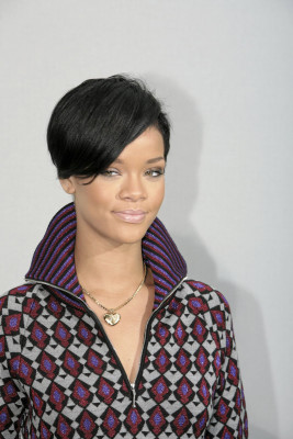 photo 24 in Rihanna gallery [id384205] 2011-04-14 00:00:00