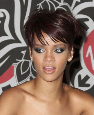 photo 23 in Rihanna gallery [id580092] 2012-11-11 00:00:00