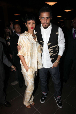 photo 12 in Rihanna gallery [id567698] 2012-10-07 00:00:00