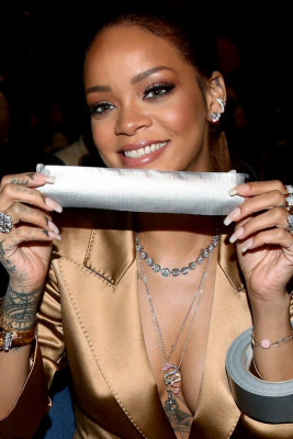 photo 7 in Rihanna gallery [id816021] 2015-07-09 00:00:00