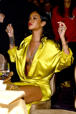 photo 7 in Rihanna gallery [id695882] 2014-01-30 00:00:00