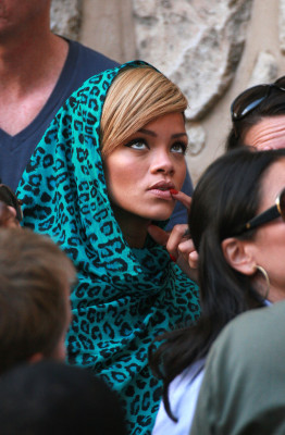 photo 6 in Rihanna gallery [id580047] 2012-11-11 00:00:00