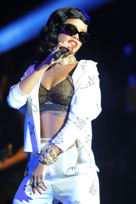 photo 11 in Rihanna gallery [id585526] 2012-11-24 00:00:00