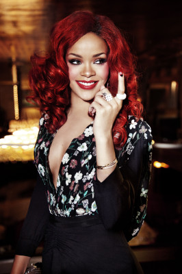 photo 18 in Rihanna gallery [id672529] 2013-10-22 00:00:00