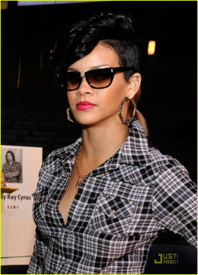 Rihanna pic #123655