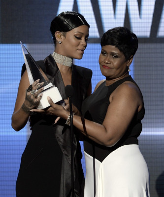 photo 24 in Rihanna gallery [id681727] 2013-12-01 00:00:00