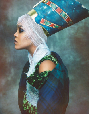 Rihanna Arabia Voguе