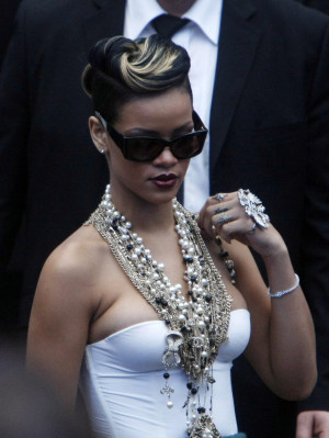 photo 17 in Rihanna gallery [id868552] 2016-02-18 00:00:00