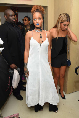 photo 24 in Rihanna gallery [id829701] 2015-09-13 00:00:00