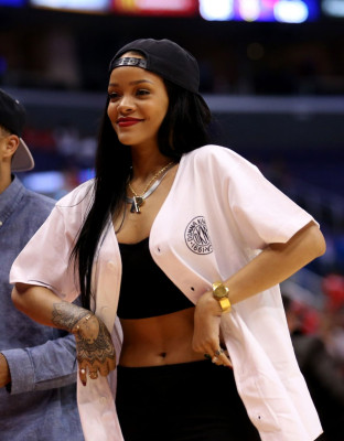 photo 4 in Rihanna gallery [id729947] 2014-05-19 00:00:00