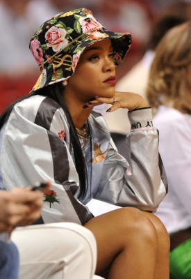 photo 5 in Rihanna gallery [id729946] 2014-05-19 00:00:00