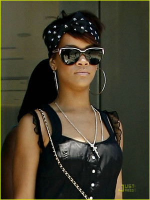 photo 29 in Rihanna gallery [id123489] 2008-12-26 00:00:00