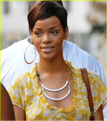photo 3 in Rihanna gallery [id592274] 2012-12-23 00:00:00