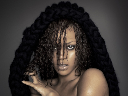 photo 25 in Rihanna gallery [id581989] 2012-11-18 00:00:00