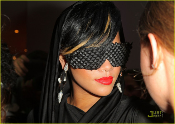 photo 25 in Rihanna gallery [id190969] 2009-09-25 00:00:00