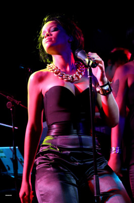 Rihanna pic #151658