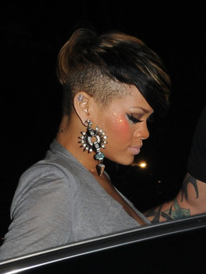 photo 4 in Rihanna gallery [id586772] 2012-11-30 00:00:00